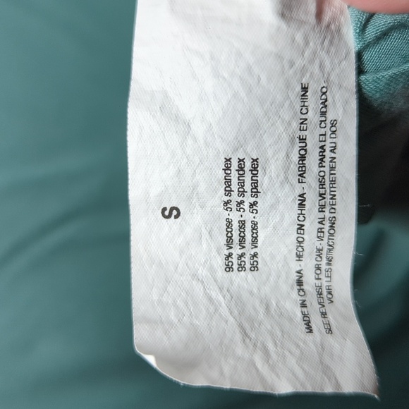 Nine West Green Short-Sleeve Blouse with Flowy Sleeves Women's Size S - Picture 3 of 4